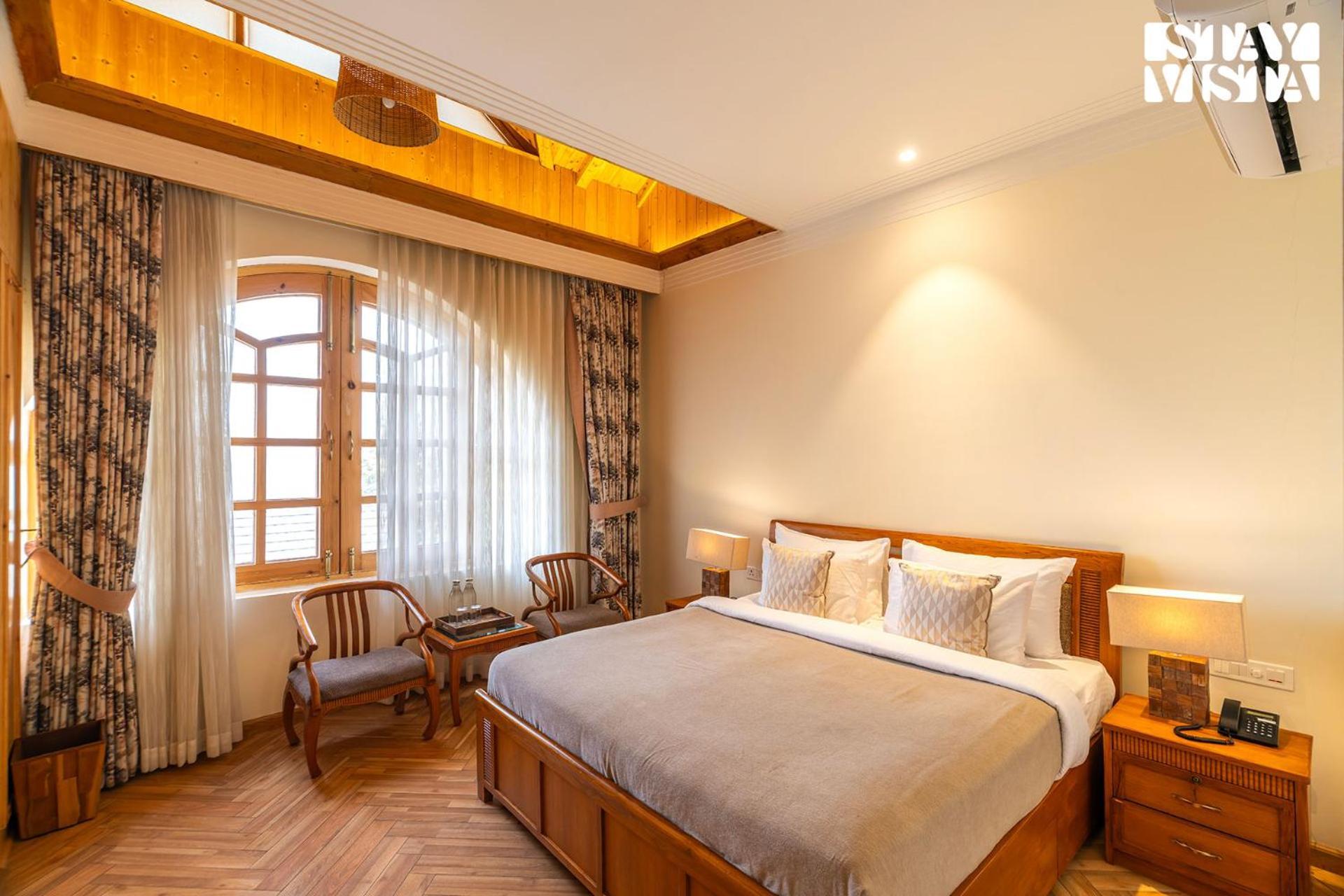 Stayvista At Sylvana Villas With Lawn, Bbq And Jacuzzi Kasauli Exterior foto