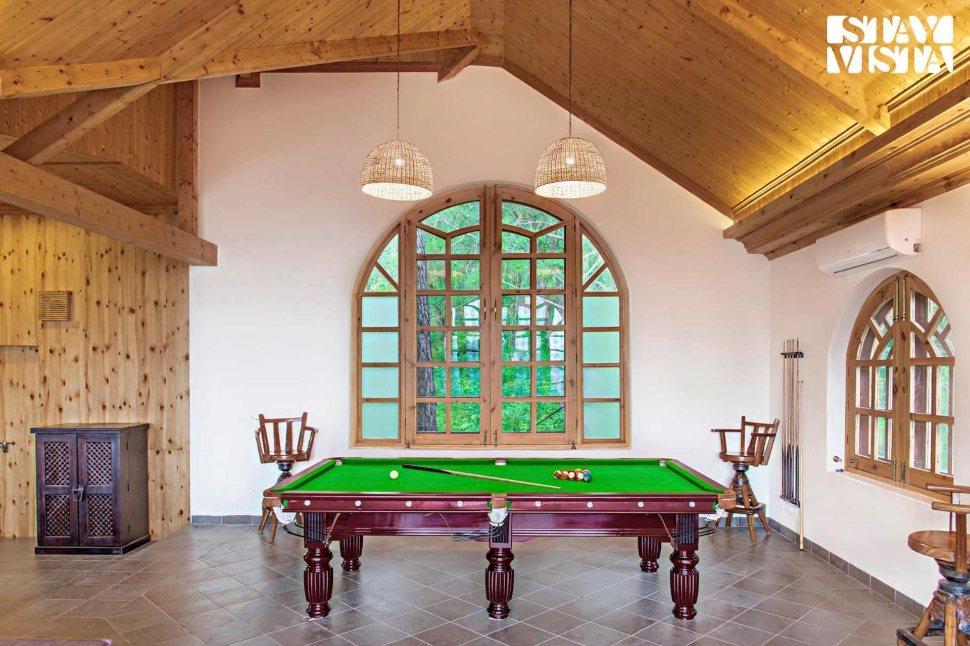 Stayvista At Sylvana Villas With Lawn, Bbq And Jacuzzi Kasauli Exterior foto